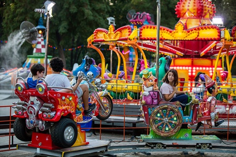 İzmir'de Çocukla Gidilebilecek Yerler fotoğrafı