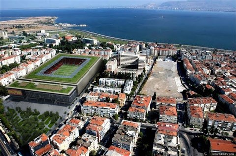 Göztepe Gürsel Aksel Stadium fotoğrafı