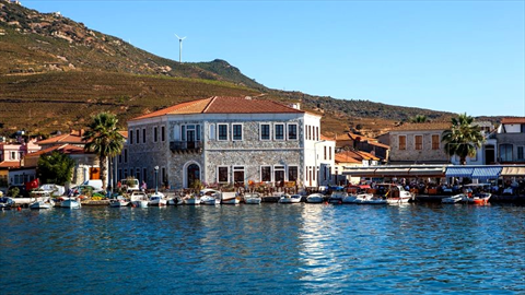 Foça Old Olive Oil Factory fotoğrafı