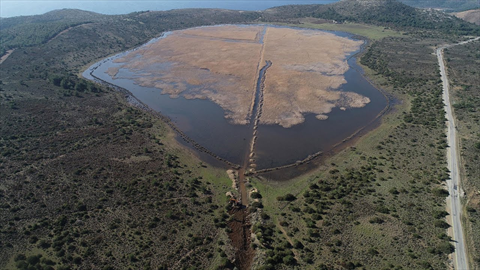 İris Lake fotoğrafı